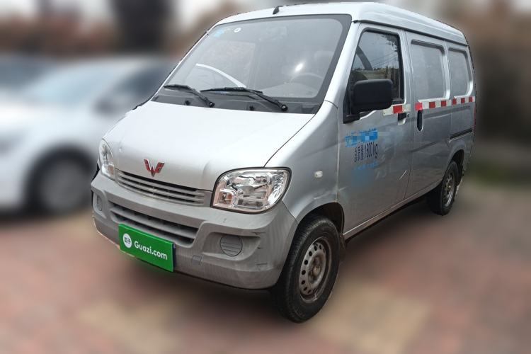 Used Wuling Zhiguang 2020 1.2L Van Utility Model China VI Emission Standard 2 Seats LSI