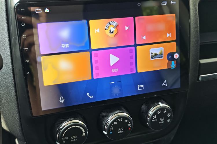 Used Jeep Patriot 2014 2.4L Sport Edition Audio And AC Panel