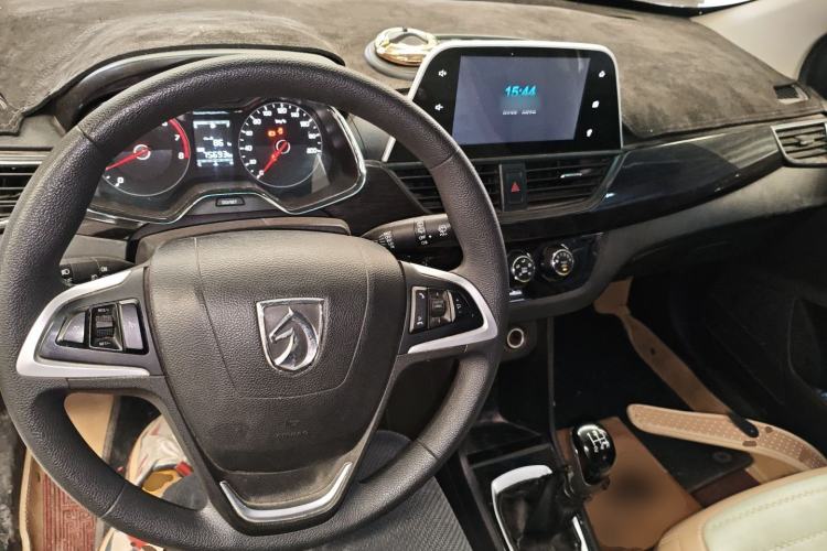 Used Baojun 310 2016 1.2L Manual Luxury Model