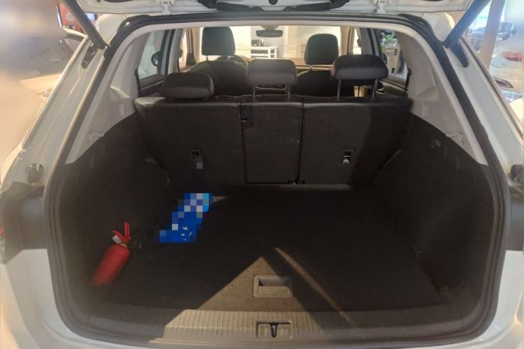 Used Volkswagen Tayron 2023 300TSI Two-Wheel-Drive Luxury Plus Advanced Edition Trunk