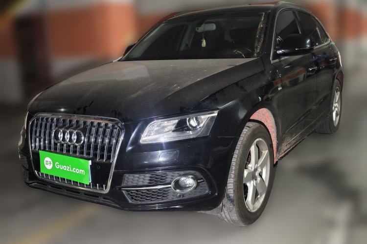 Used Audi Q5 2018 Collector's Edition 40 TFSI Ambition Model