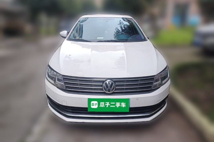 Used Volkswagen Lavida 2017 1.6L Automatic Comfort Edition
