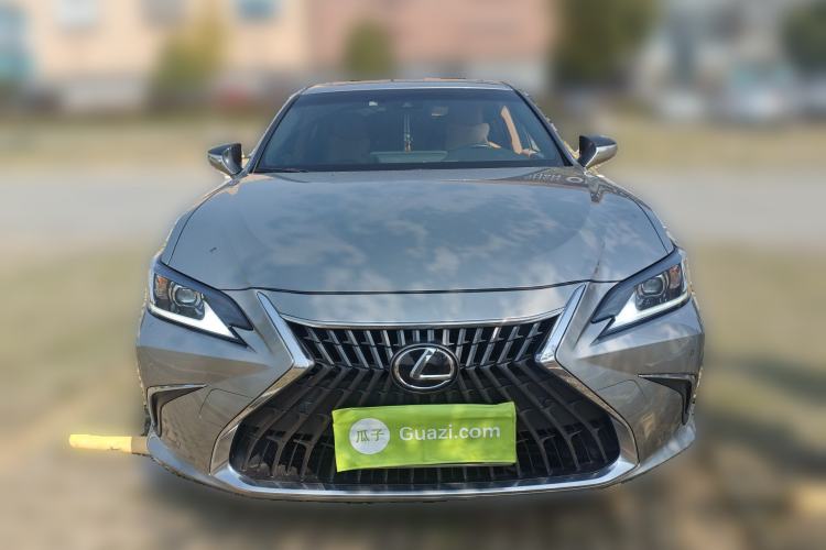 Used Lexus ES 2022 300h Excellence Edition