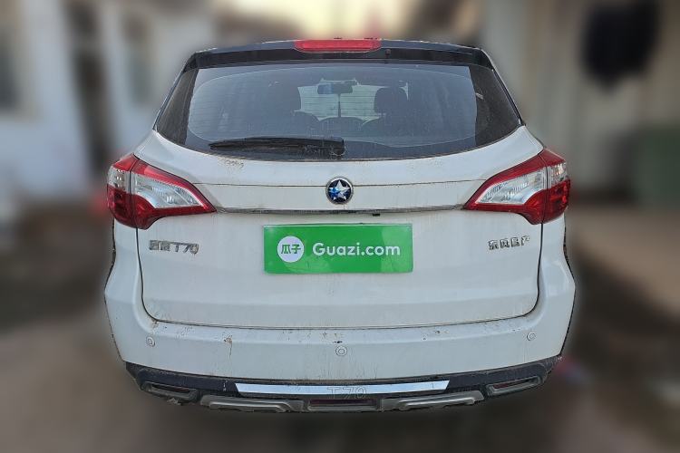 Used Venucia T70 2015 2.0L Manual RuiQu Version
