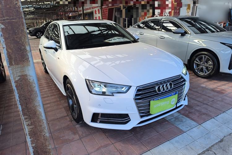 Used Audi A4L 2018 30th Anniversary Edition 40 TFSI Fashion Model

