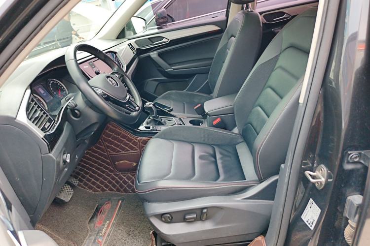 Used Volkswagen Tayron 2019 Teramont Edition 280TSI Two-Wheel Drive Luxury Model China VI Standard Left Front Seat