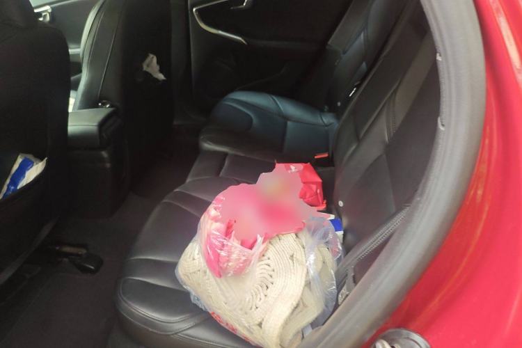 Used Volvo V40 2014 2.0T Zhiya Edition Left Rear Seat