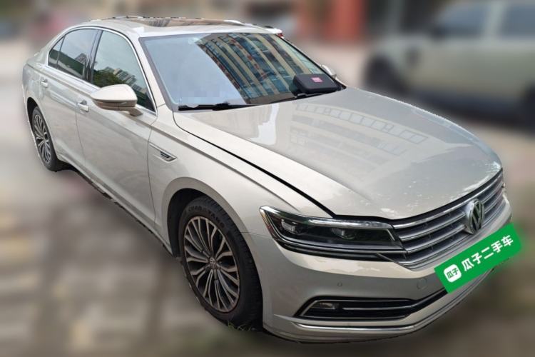 Used Volkswagen Phideon 2018 Revised Version 380TSI Two-Wheel Drive Business Edition
