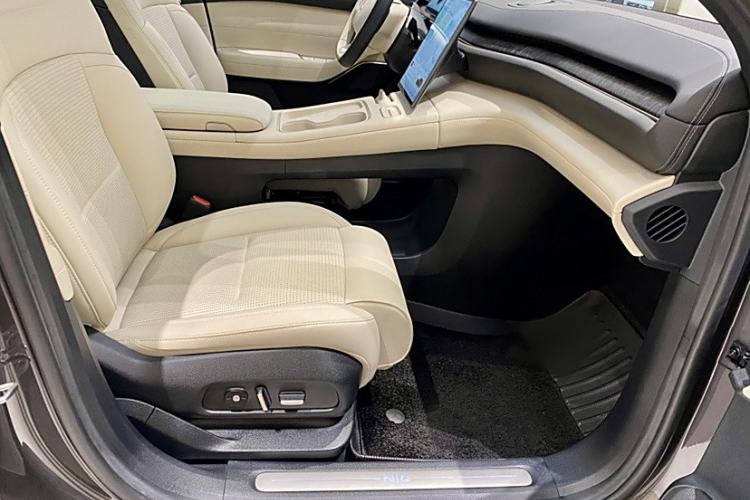 Used Nio ES6 2024 75 kWh