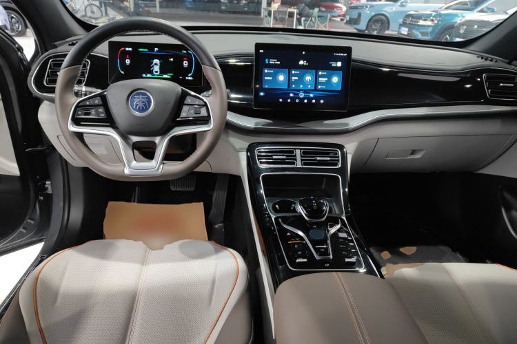 Used BYD Qin PLUS 2024 Honor Edition EV 510KM Beyond Model
