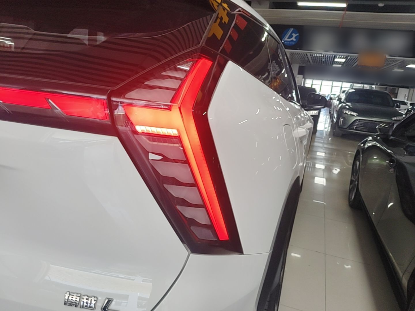 Geely Auto FX11 2023 1.5TD DCT Prestige Edition — снимка 9
