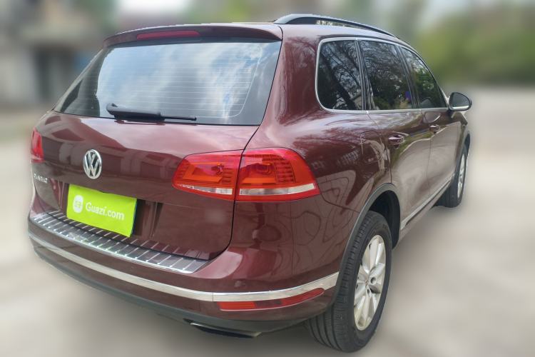 Used Volkswagen Touareg 2016 3.0 TSI Standard Version Rear Right 45 Deg