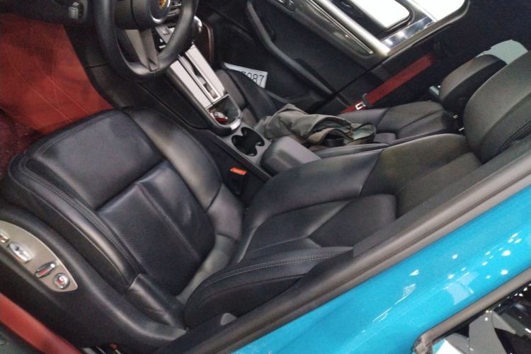 Used Porsche Macan 2022 Macan 2.0T