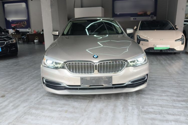 Used BMW 5 Series 2020 525Li Luxury Package Front