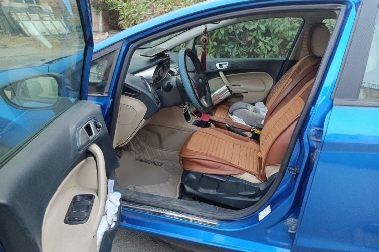 Used Ford Fiesta 2011 Hatchback 1.5L Manual Fashion Edition