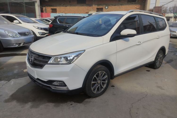 Used Baojun 730 2017 1.5T Manual Fashion Version 7 Seats China V Emission Standard