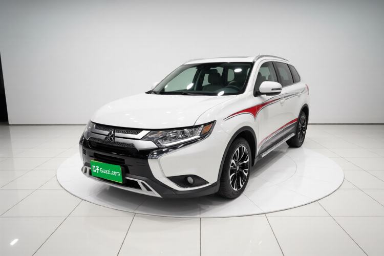 Used Mitsubishi Outlander 2020 2.0L Two-Wheel Drive Enjoyment Version 5 Seats