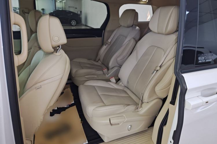 Used Buick GL8 2023 ES Lu Zun Deluxe Model Left Rear Seat