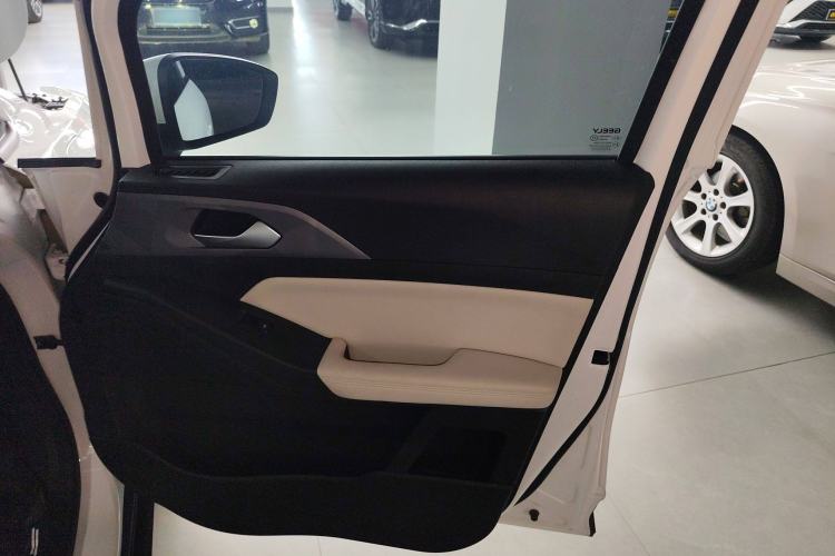 Used Geometry E Firefly 2024 301km Starlight