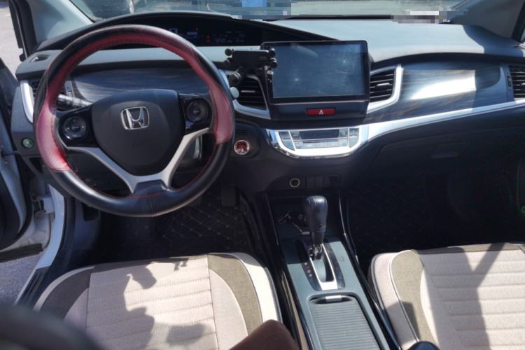 Used Honda Jade 2017 210TURBO CVT Fashion Edition 5-seater Center Console