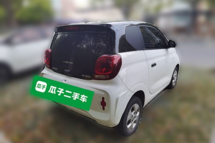 Used Roewe Clever 2021 302 km New Four-Seater Super-Efficient Version