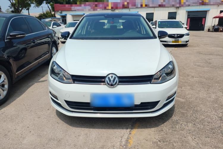 Used Volkswagen Golf 2017 230TSI Automatic Comfort Edition – Celebrating Milestone of One Million Units Front