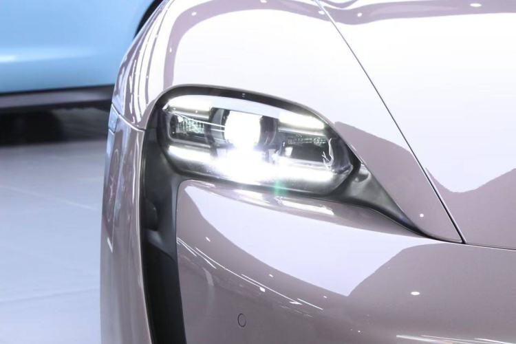 Used Porsche Taycan 2022-Year Updated Taycan
