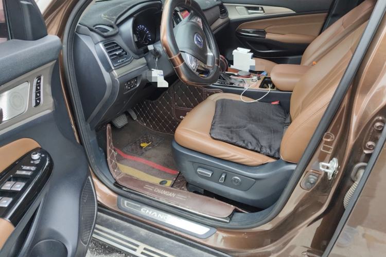 Used Changan CS95 2017 2.0T Four-Wheel Drive ZhiZun Edition