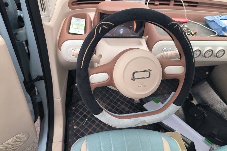 Used Bestune Pony 2026 222km Colorful Horse
