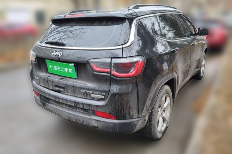 Used Jeep Compass 2017 200T Automatic Family Edition
