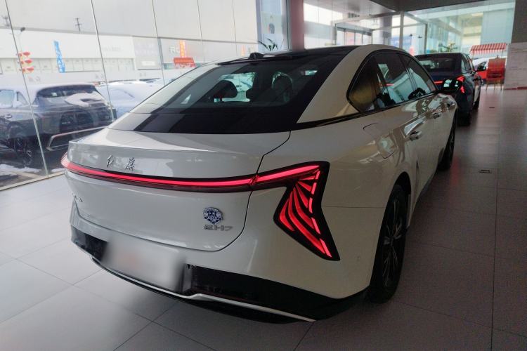 Used Hongqi EH7 2025 600 Smart Selection Edition
