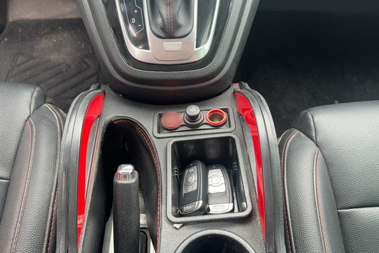 Used Haval H6 2017 Classic Edition 1.5T Automatic Two-Wheel Drive Elite Model
