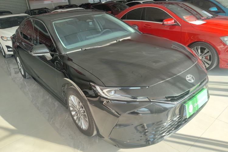 Used Toyota Camry 2026 Model Dual-Engine 2.0HGVP Luxury Edition