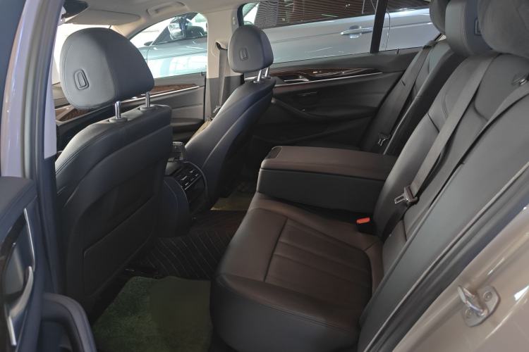 Used BMW 5 Series 2018 525Li Luxury Package