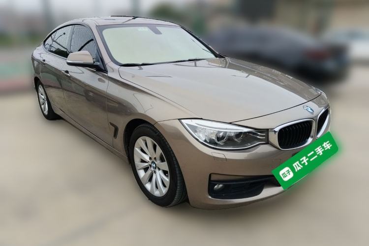 Used BMW 3 Series GT 2013 320i Leading Model Front Right 45 Deg