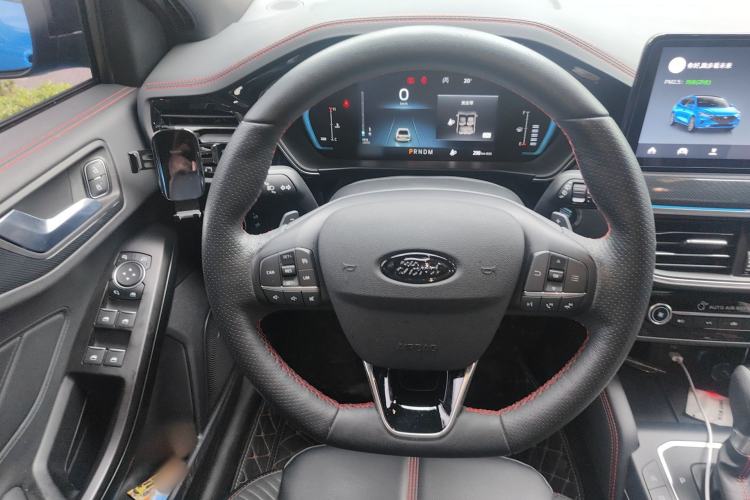 Used Ford Focus 2022 Hatchback EcoBoost 180 Automatic ST Line Steering Wheel