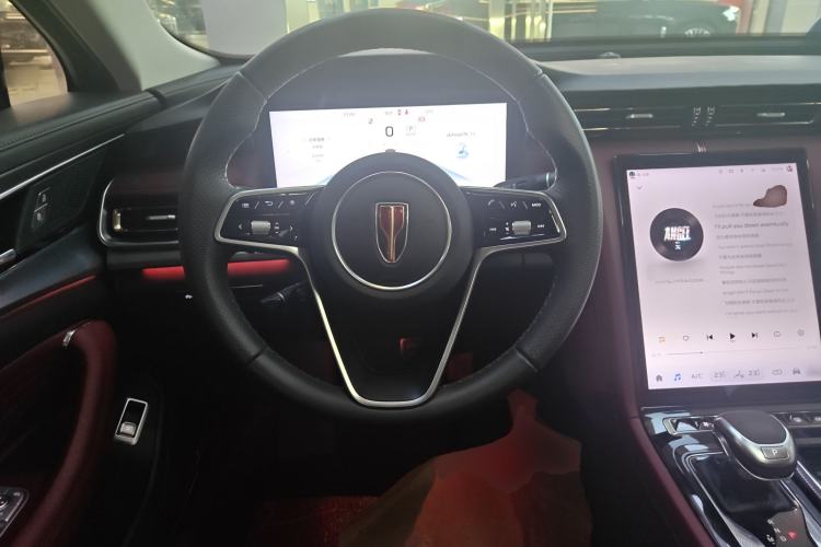 Used Hongqi H5 2024 2.0T Automatic Smart Connect Flagship Edition Steering Wheel