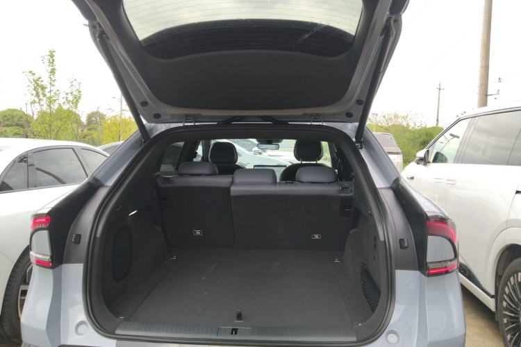 Used XPeng G7 2025 702 Max Trunk