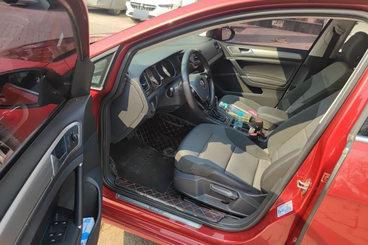 Used Volkswagen Golf 2019 280TSI DSG Comfort Version China VI Standard
