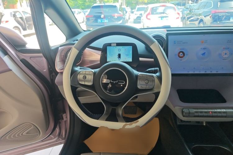 Used BYD Dolphin 2023 420 km Fashion Edition