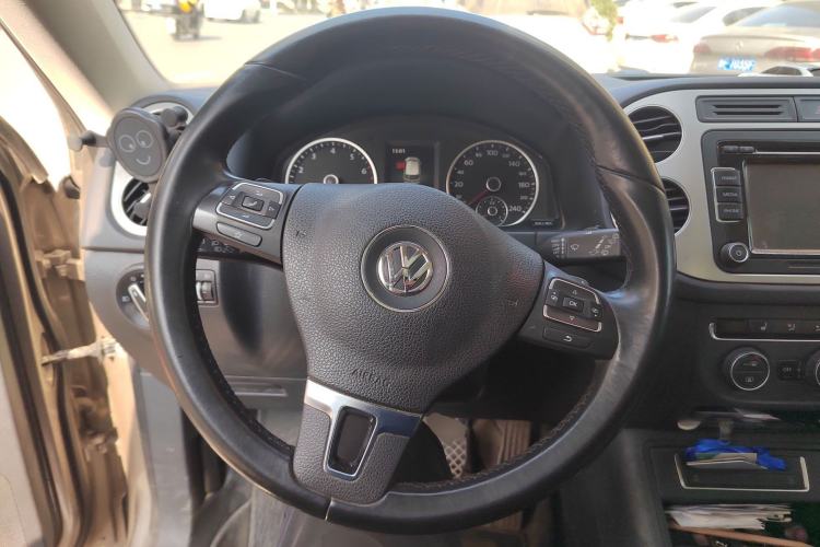 Used Volkswagen Tiguan 2015 1.8TSI Automatic Two-Wheel Drive Comfort Edition Steering Wheel