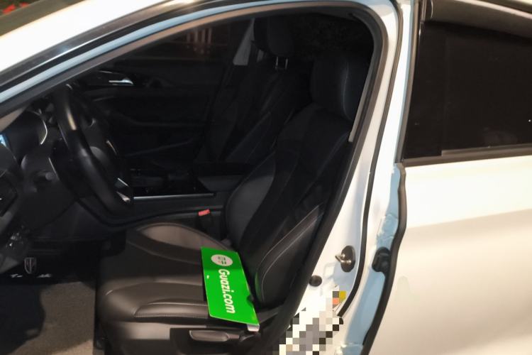 Used Hongqi H5 2019 30TD Dynamic Edition
