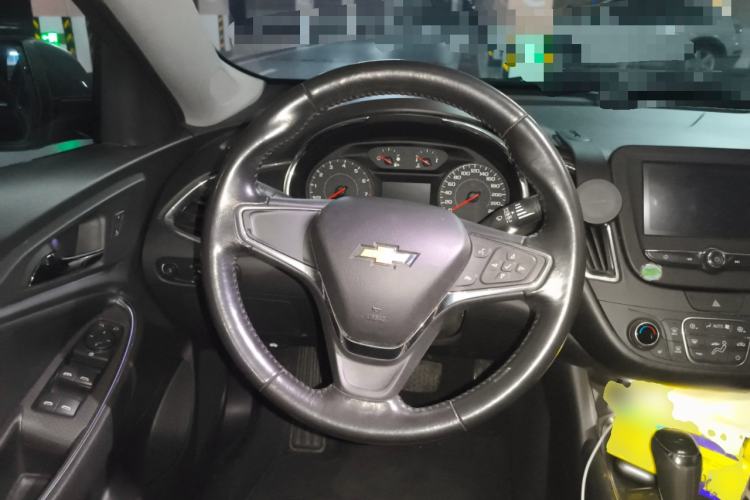 Used Chevrolet Malibu XL 2017 1.5T Automatic Ruichi Edition Steering Wheel