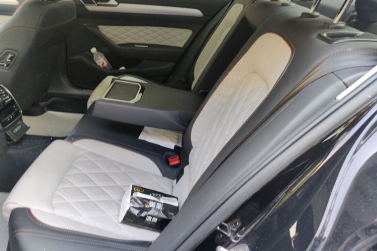 Used Volkswagen Magotan 2023 2 Million Units Commemorative Edition 330TSI DSG Luxury Version
