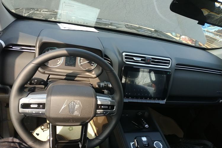 Used JMC DaDao 2024 All-Purpose Model 2.3T Diesel Automatic 4x4 Long-Wheelbase Comfort Edition