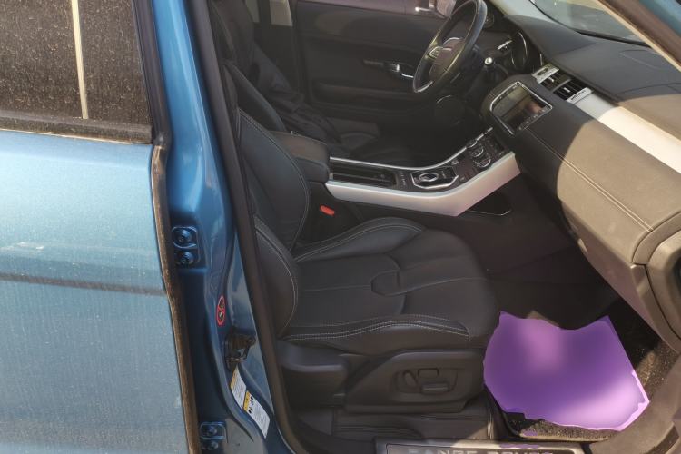 Used Land Rover Range Evoque 2013 2.0T 5-Door Ignite Edition Right Front Seat