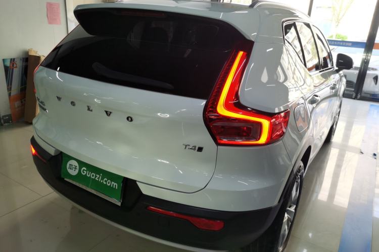 Used Volvo XC40 2022 T4 Four-Wheel Drive Smart & Stylish Edition