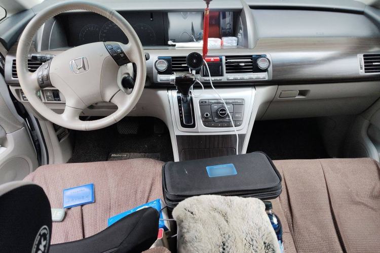 Used Honda Elysion 2015 2.4L VTi Luxury Edition