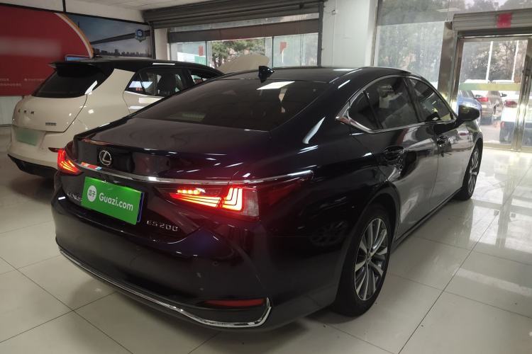 Used Lexus ES 2020 200 Excellence Edition