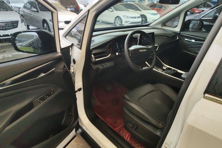 Used SAIC MAXUS G50 2023 PLUS 1.5T Happiness-Recommended Automatic Start Edition Driver Seat